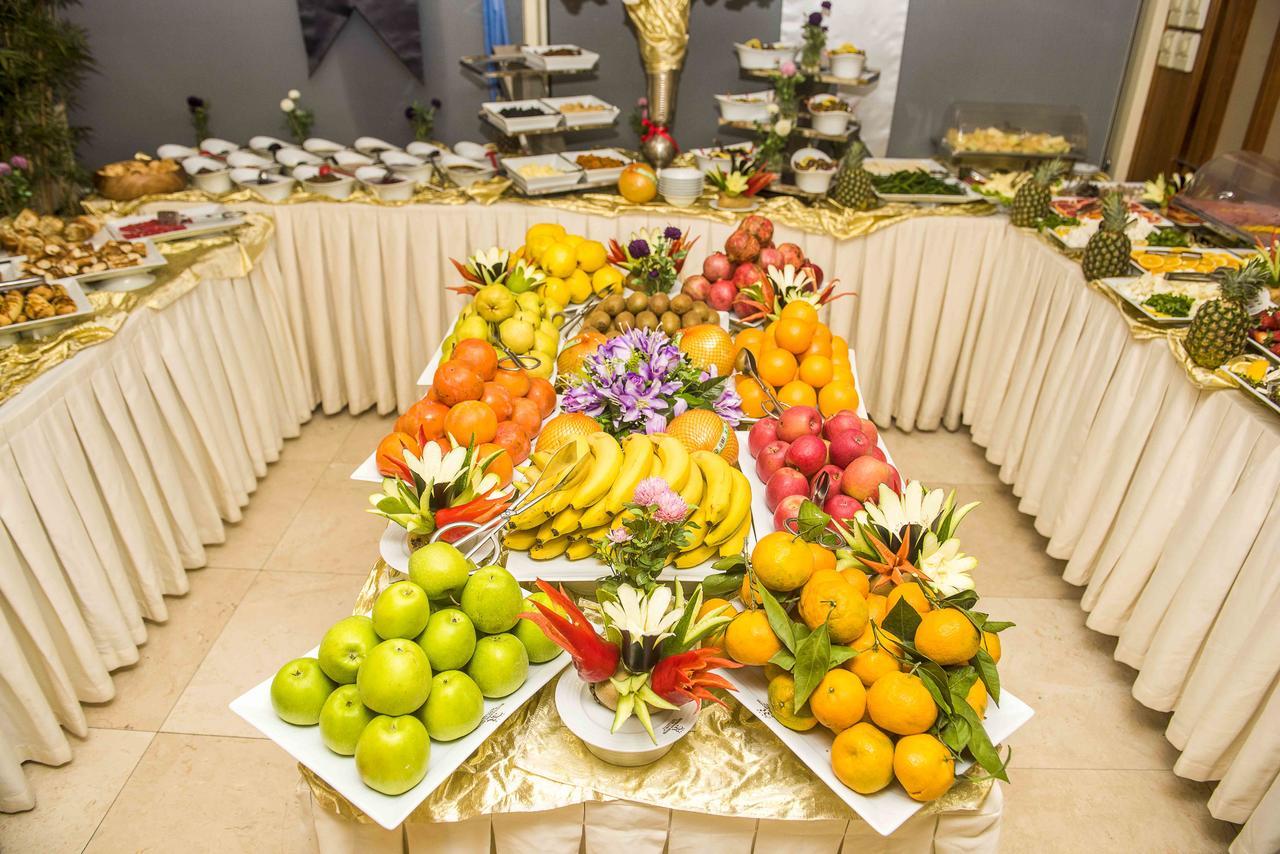 Ozgobek Ronesans Hotel De Luxe Ушак Екстериор снимка